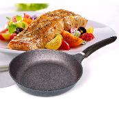 Heat absorption and distribution and ideal bottom thickness 4mm for tasty cooking  Easy tossing pans
